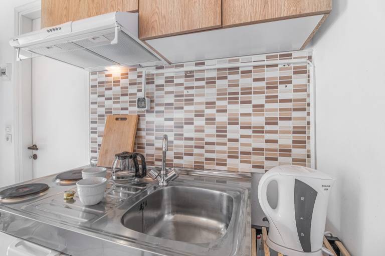 Studio Apartment 'Kerkis Mountain View' with Mountain View, Wi-Fi and Air Conditioning — photo 5