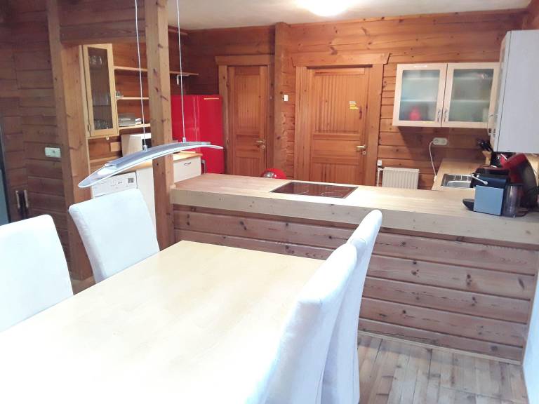 Fully equipped house with BBQ, garden & patio | Pets allowed — photo 5
