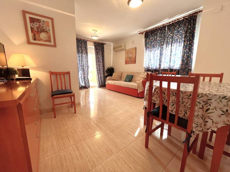 Holiday apartment with pool & patio | Sea view — photo 2