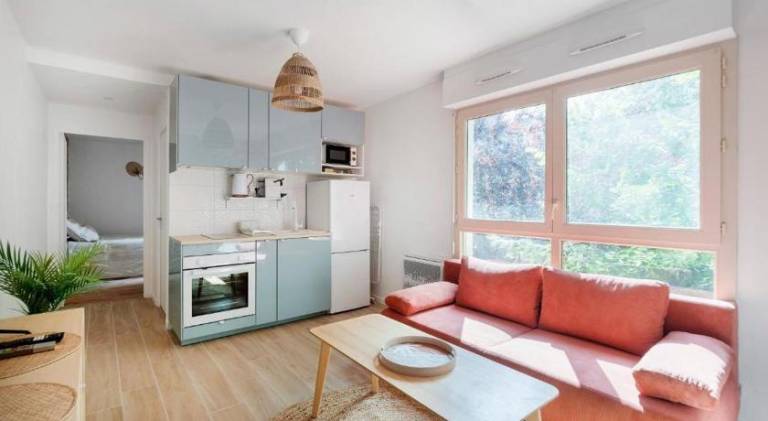 Holiday apartment with 1 room for 4 persons in Lisses