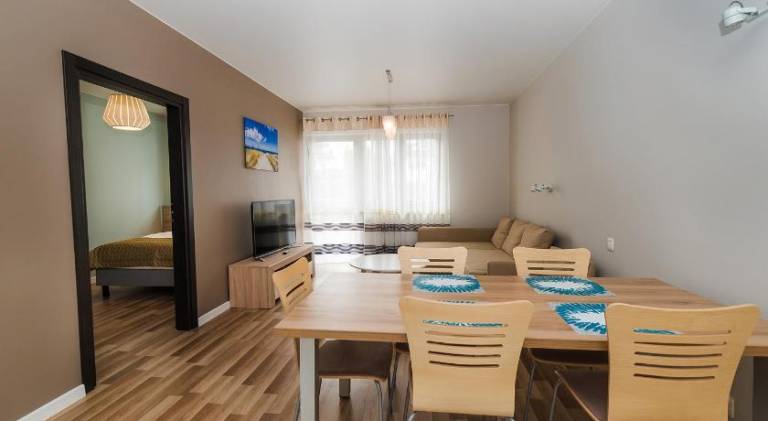 Serviced apartment with garden, BBQ & terrace — photo 3