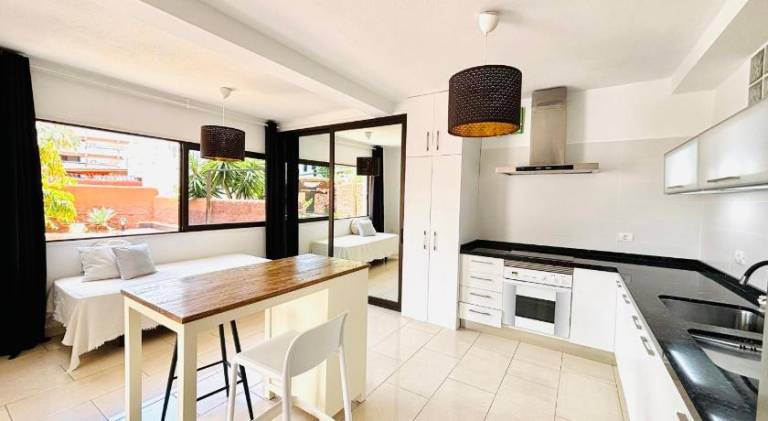 Fully equipped lovely apartment with private pool, terrace & garden | Close to the beach | Dogs allowed — photo 3