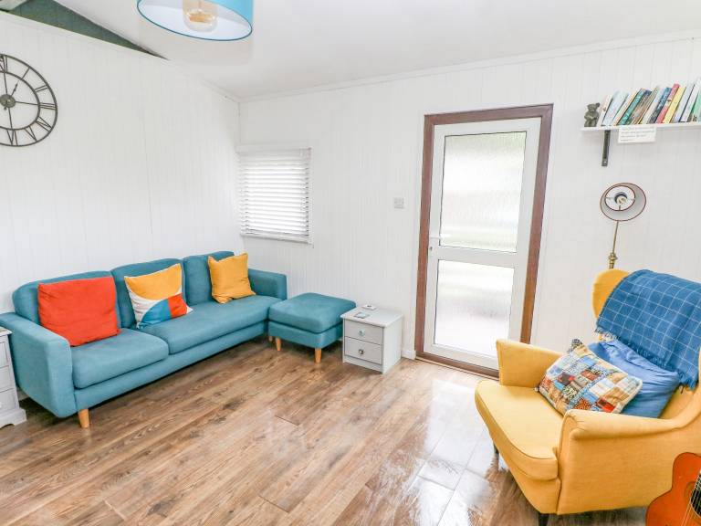 Children-friendly cottage with garden & pool | Dogs allowed — photo 4