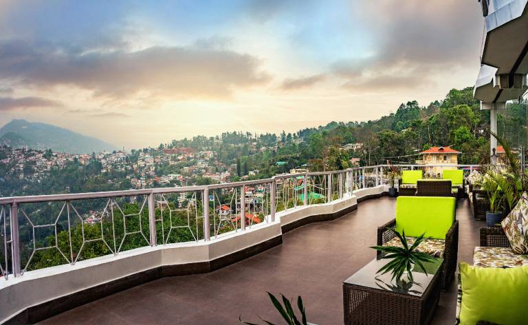 Summit Lillium Hotel & Spa