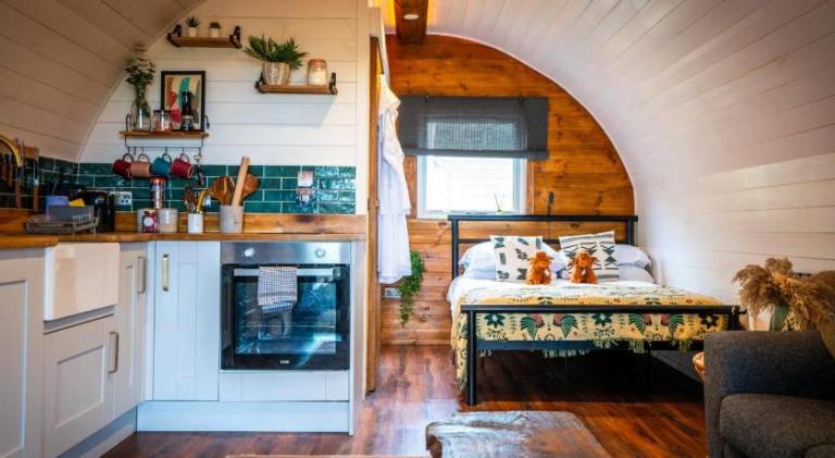 Coorie Retreats Luxury Geo Domes and Cabins with Private Hot Tubs Cinema Firepit Spa and More — photo 4