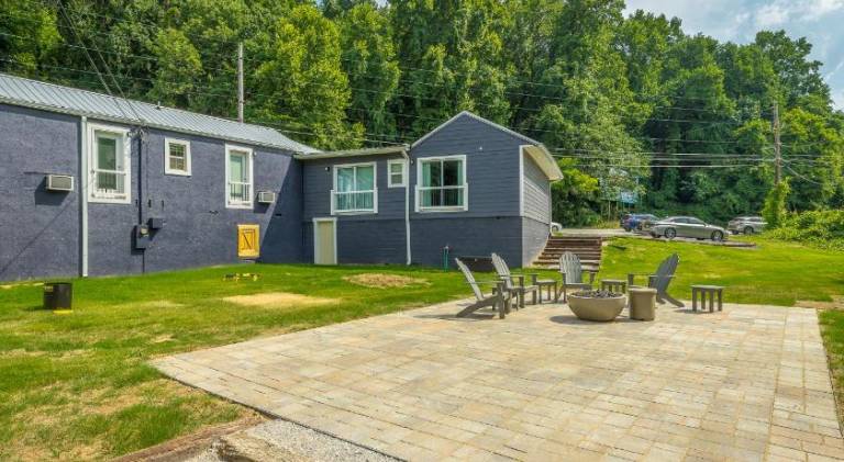 08 The Evans Room - A PMI Scenic City Vacation Rental — photo 4