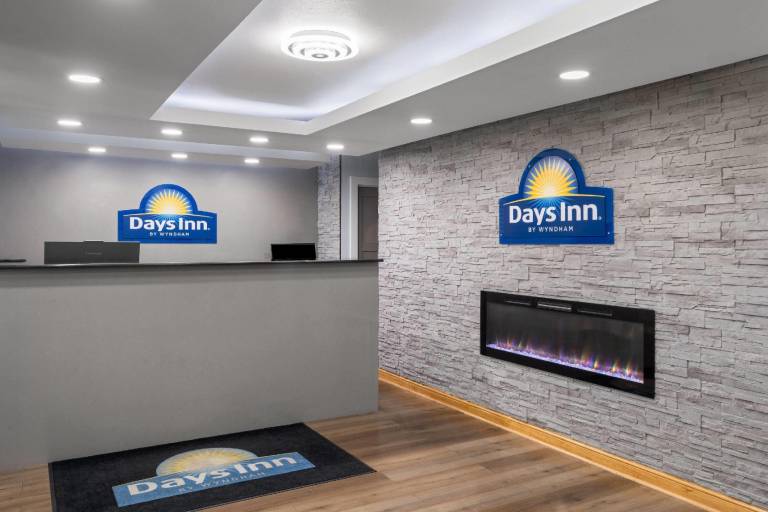 Days Inn by Wyndham Cloverdale Greencastle — photo 3