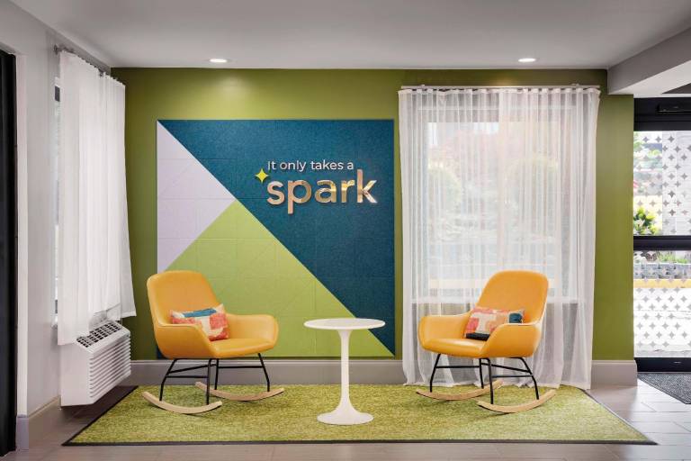 Spark by Hilton Atlanta Cumberland Ballpark — photo 3