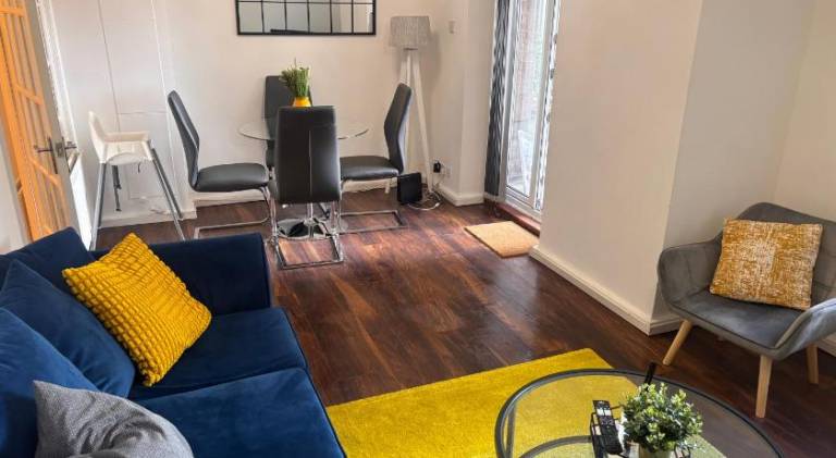 Rental apartment with 3 rooms for 5 persons — photo 2