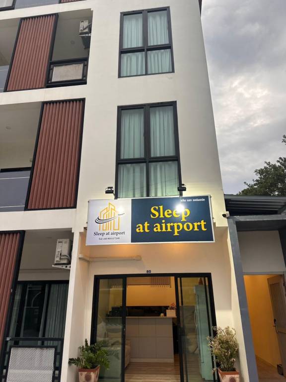 Pleasant serviced apartment with patio | Pets allowed in Sa Khu