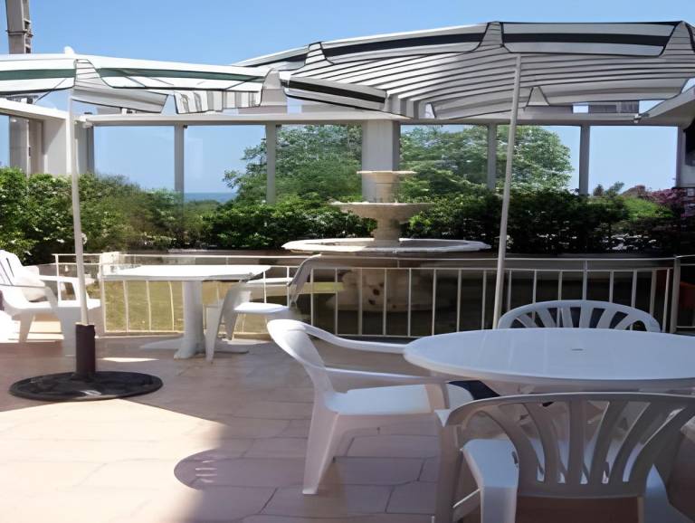 Sud Hotel Restaurant in Bastia