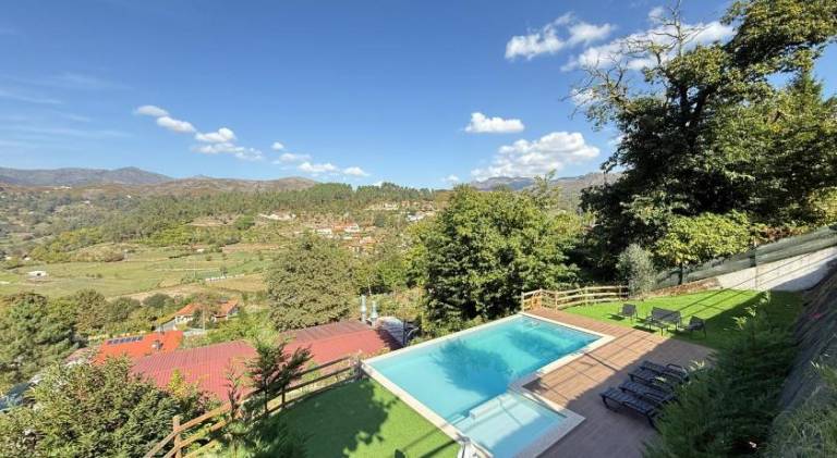 House with pool & BBQ — photo 3