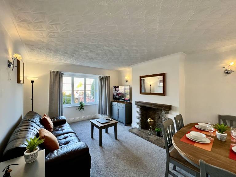 Bungalow  Grimsby