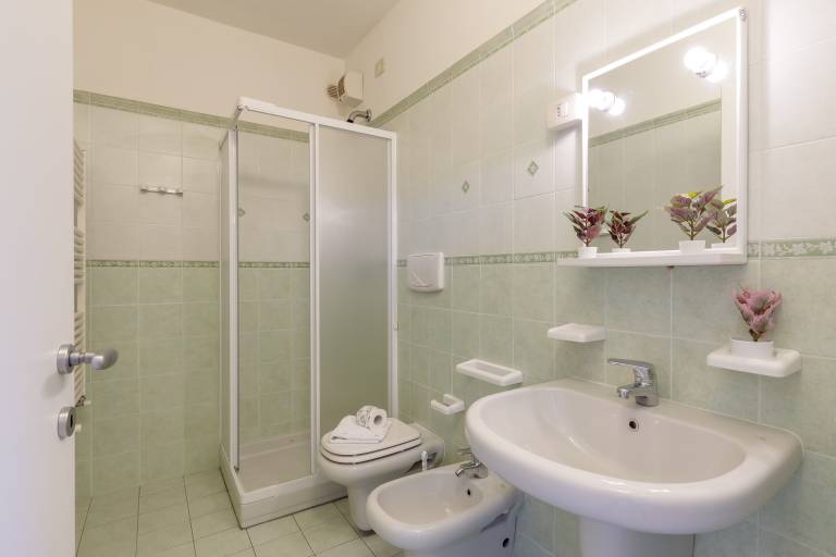 Lovely holiday apartment with garden | Mountain view | Close to the beach | Pet-friendly — photo 4