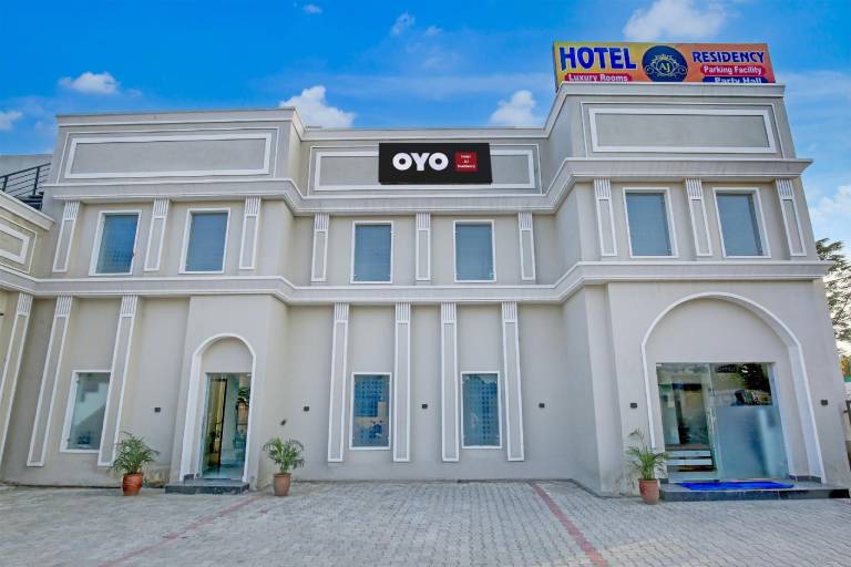 HOTEL O AJ RESIDENCY