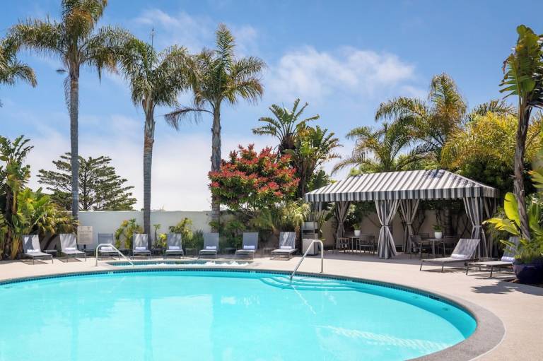 Resort  Monterey