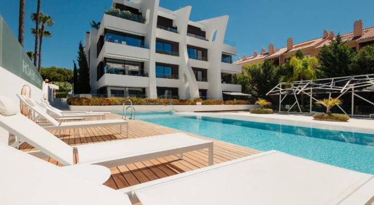 Rental apartment with pool — photo 4