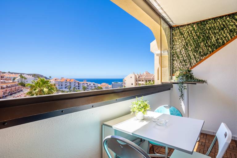 Ferienwohnung in Los Cristianos, Kanarische Inseln f&uuml;r max. 4 Personen am Atlantik