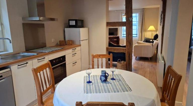 Fully equipped holiday apartment with terrace | Pets allowed — photo 2
