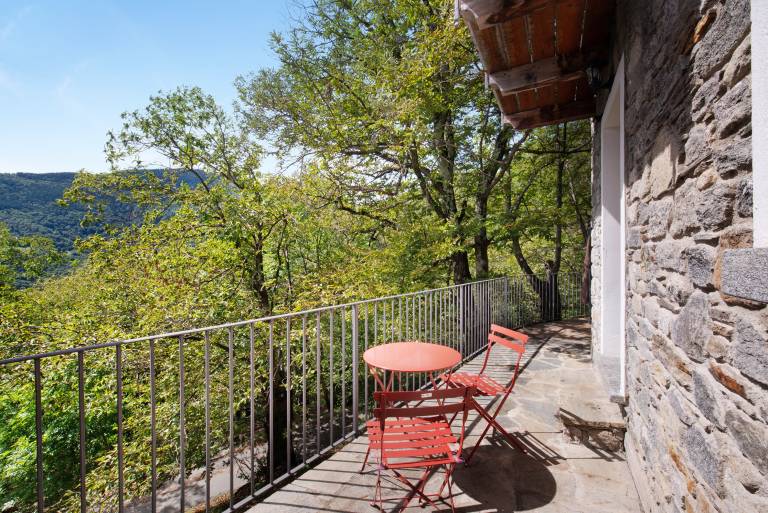 Studio 'La Fonte Di Mariella' with mountain view, wellness area and Wi-Fi — photo 3