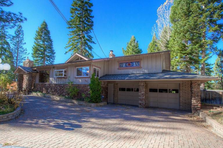 Child-friendly vacation home | Dogs allowed in South Lake Tahoe, CA