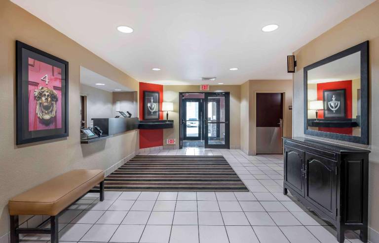 Extended Stay America Suites - Champaign - Urbana — photo 2
