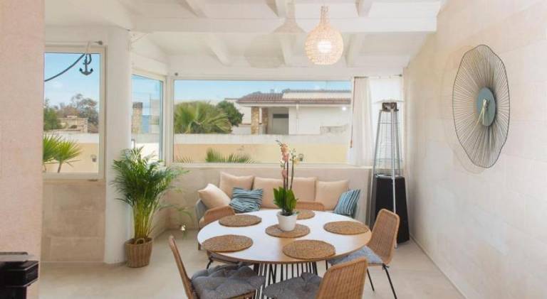 Fully equipped villa with garden, jacuzzi & patio | Beach nearby | Suitable for remote work | Pets are welcome — photo 4
