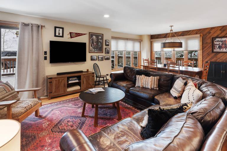Winterset 8 Pet Friendly — photo 3