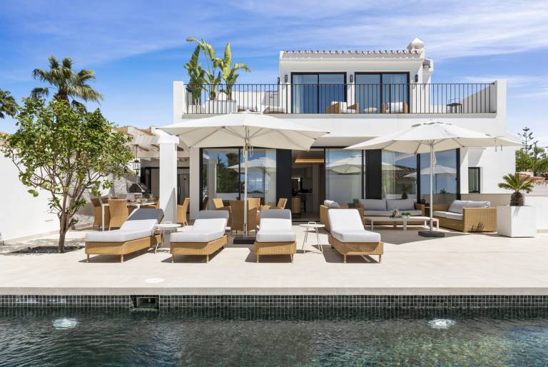Villa  Elviria