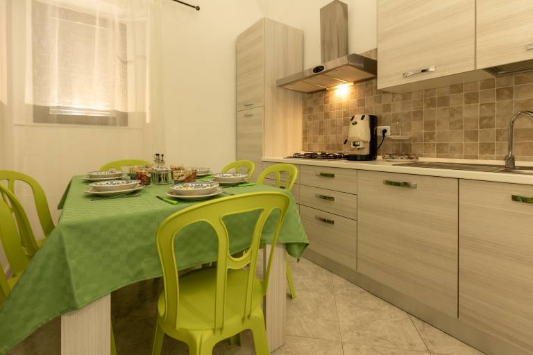 Vacation home with patio | Close to Catania Cathedral — photo 2