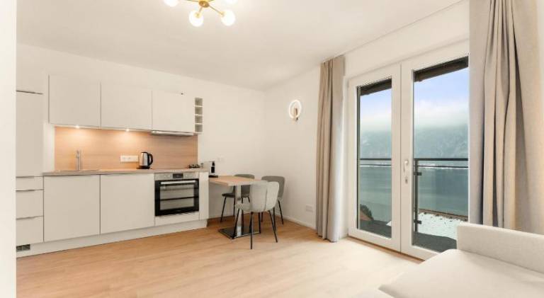 Serviced apartment with terrace | Next to the ski | Pets are welcome — photo 2