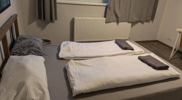 Holiday apartment with 3 rooms for 7 persons in Wilhelmshaven