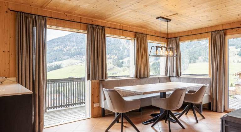 Vacation home with barbecue, sauna & patio — photo 3