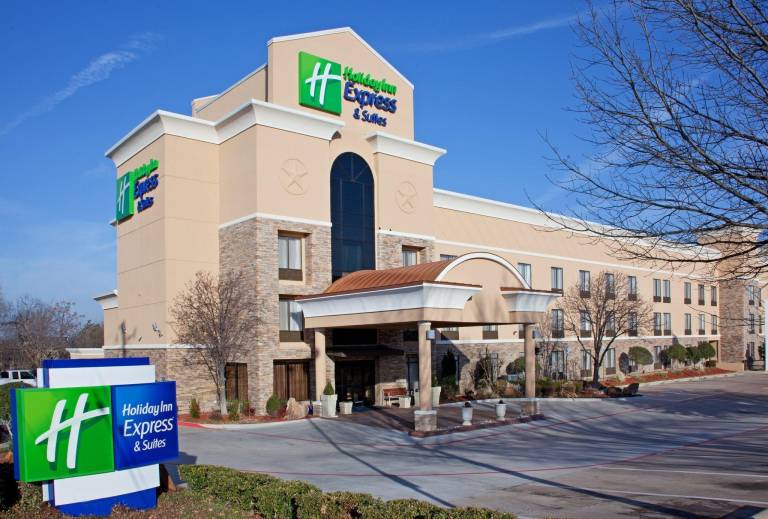 Holiday Inn Express Arlington Interstate 20 Parks Mall By IHG in Arlington, TX