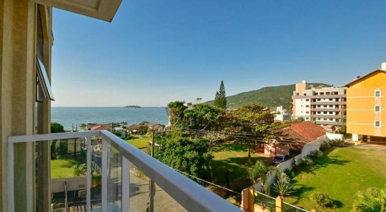 Rental apartment with 2 rooms for 5 persons in Florianópolis
