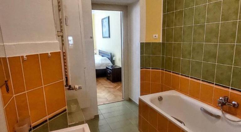 Spacious 118m 4BR Apartment, City Center, Grosslingova — photo 5