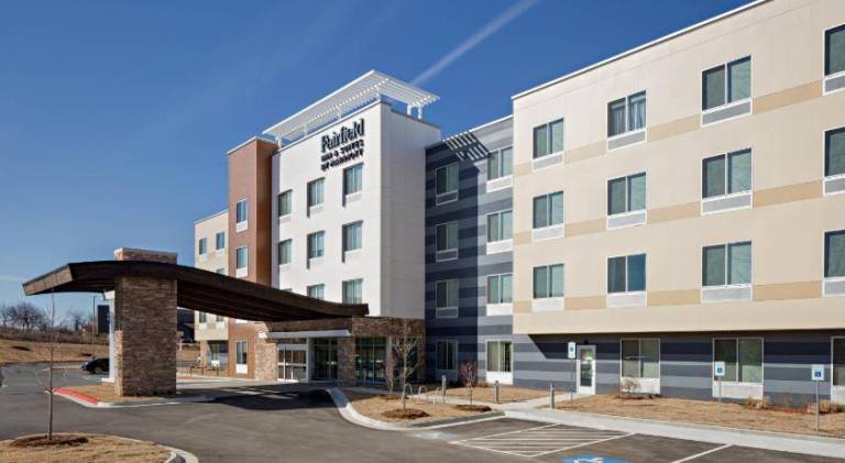 Fairfield by Marriott Inn & Suites Fayetteville — photo 3