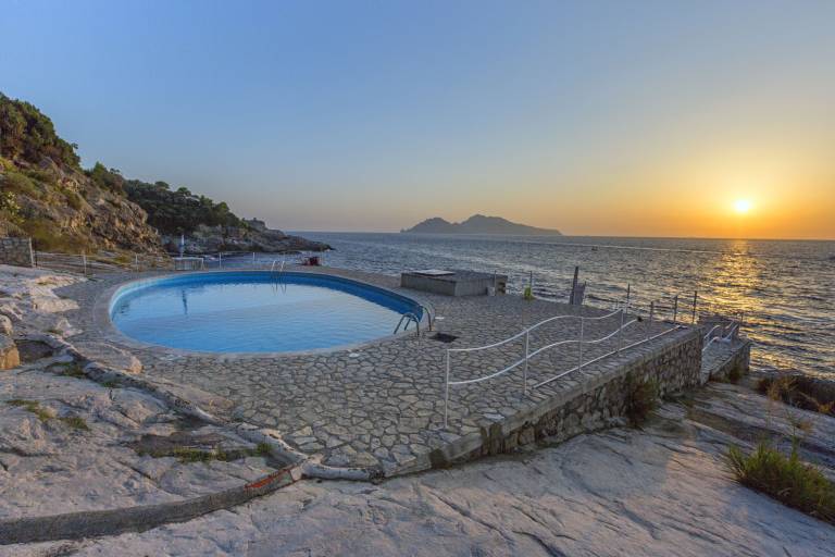 Villa  Sorrento