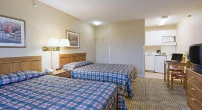 Extended Stay Kansas City — photo 2