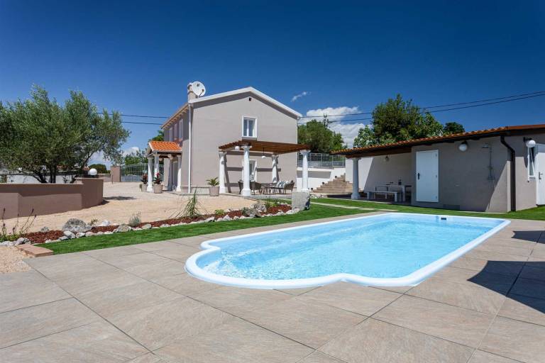 Vila Vrh