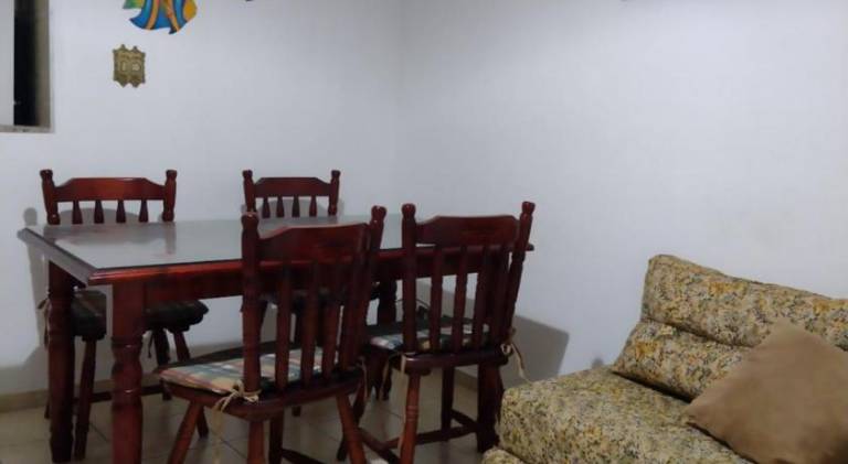 Apartment with 2 rooms for 4 persons in Praia Grande