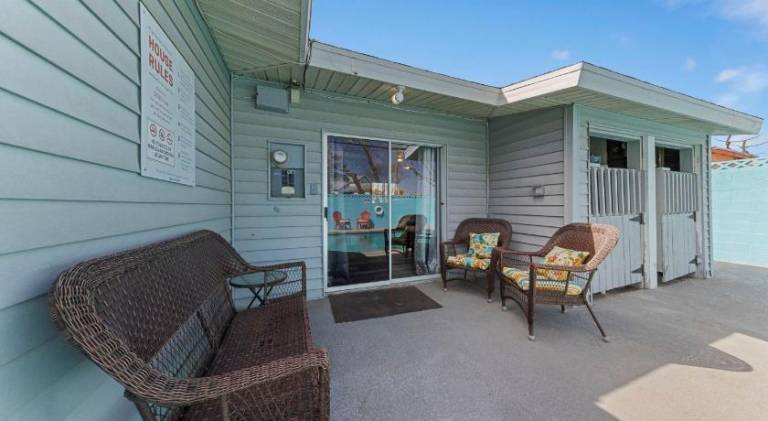 Fully equipped wonderful vacation home with yard, private pool & barbecue | Good for workation | Pets are welcome — photo 5