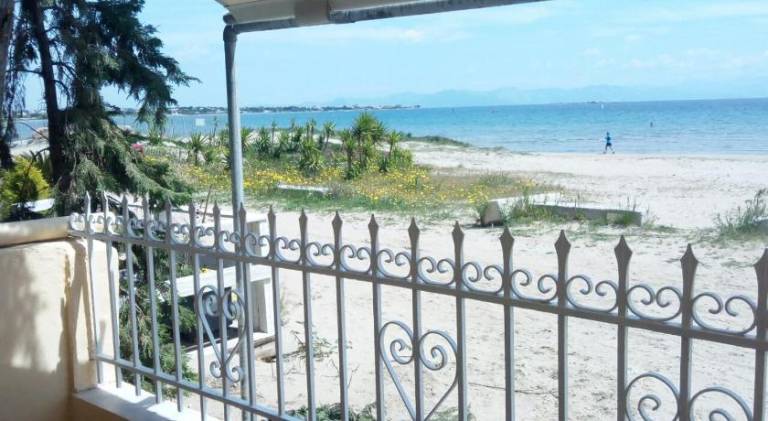 σπίτι Παραλία Αρτέμιδος