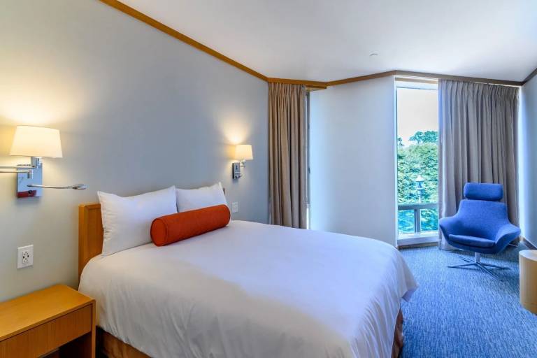 Croton Hall Guestrooms ADA