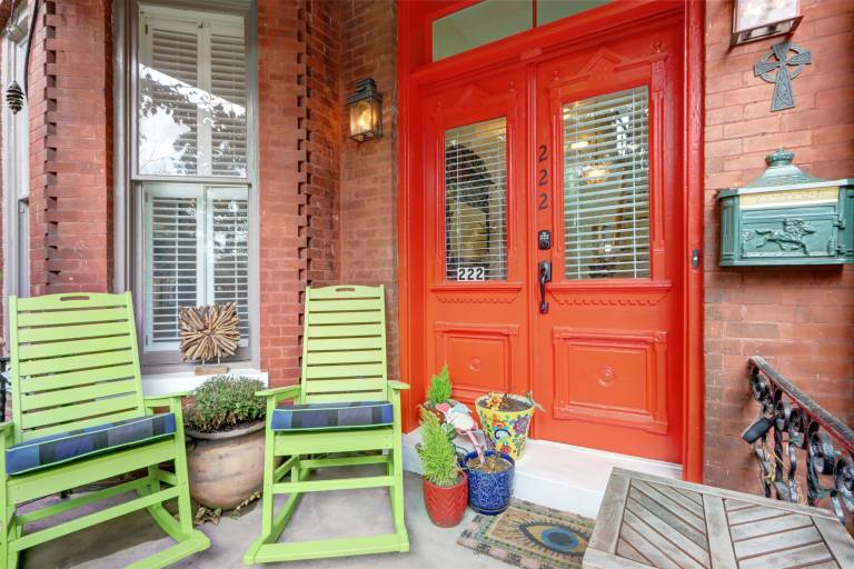 Family-friendly beautiful house with yard & terrace | City view | Dogs allowed in Savannah, GA