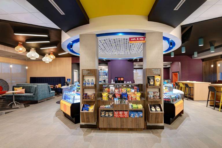 Tru by Hilton Columbia Greystone — photo 4