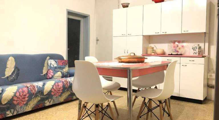 Pleasant vacation home with terrace, garden & barbeque | Pets allowed — photo 3
