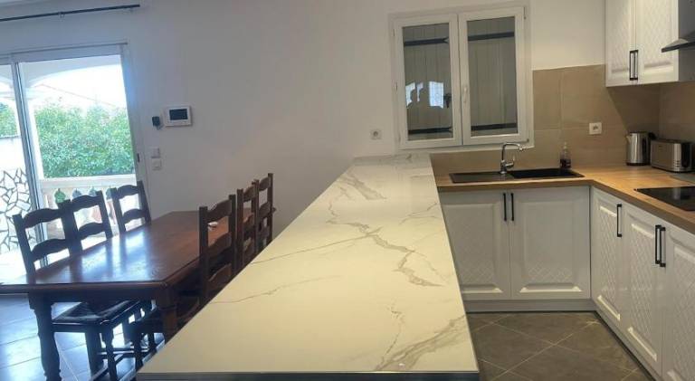 Fully equipped lovely vacation home with garden & patio | Pets allowed — photo 3