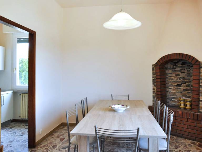 Rental apartment with BBQ & terrace — photo 5
