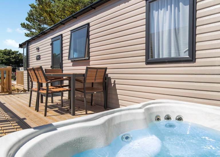 Recreational vehicle (RV)  Reynalton